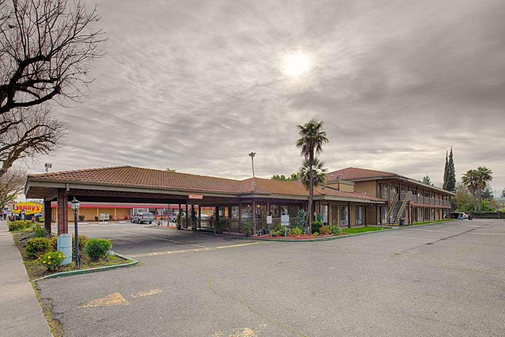 Hotel Ramada By Wyndham Modesto Yosemite Area Exteriér fotografie